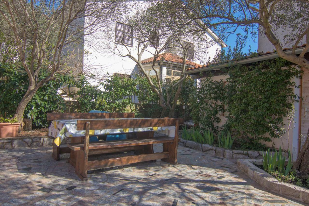 Apartmani Bistricic Krk Town Exterior photo
