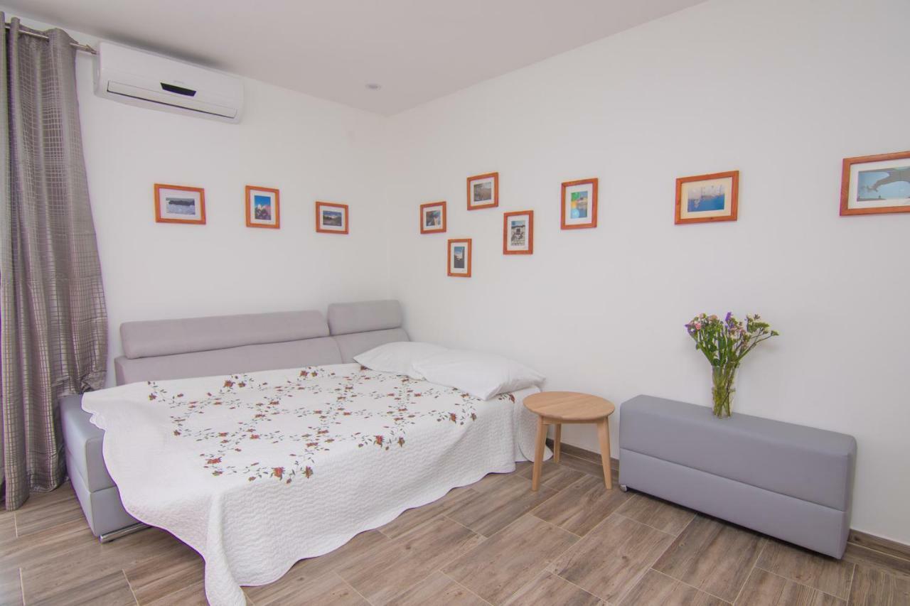 Apartmani Bistricic Krk Town Exterior photo