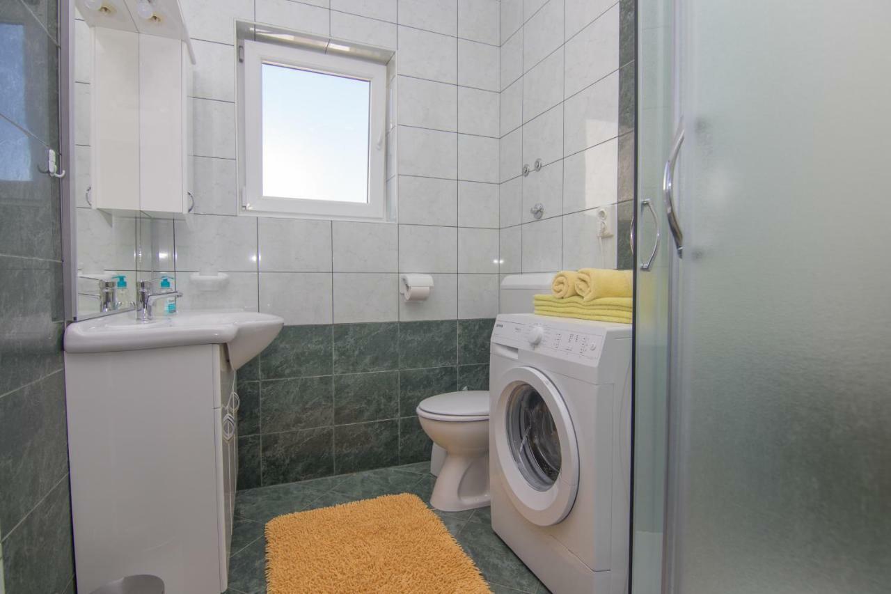 Apartmani Bistricic Krk Town Exterior photo
